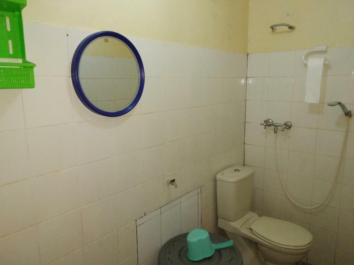 Szabrian Hostel Denpasa Buitenkant foto